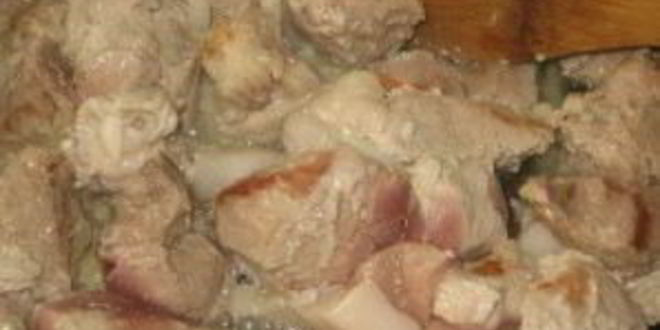 Рецепт капусты со свининой в мультиварке