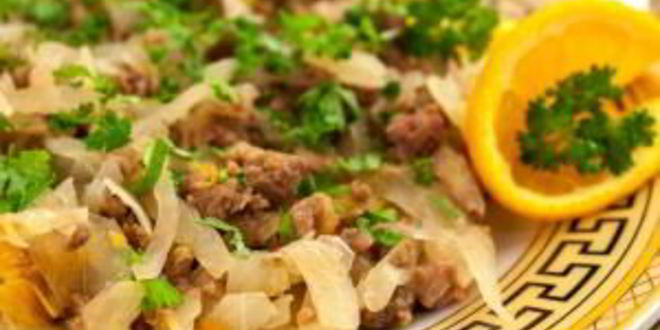 Рецепт капусты, тушенной с фаршем и апельсинами