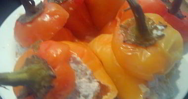 Рецепт Перца, фаршированного куриным фаршем с сыром