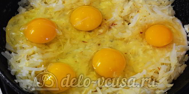 Рецепт жареной капусты с яйцом