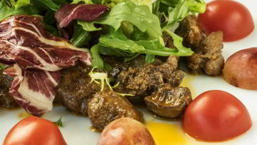 Рецепт Куриной печени с помидорами и кунжутом