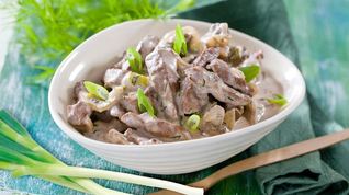 Рецепт Печени по строгановски с молоком