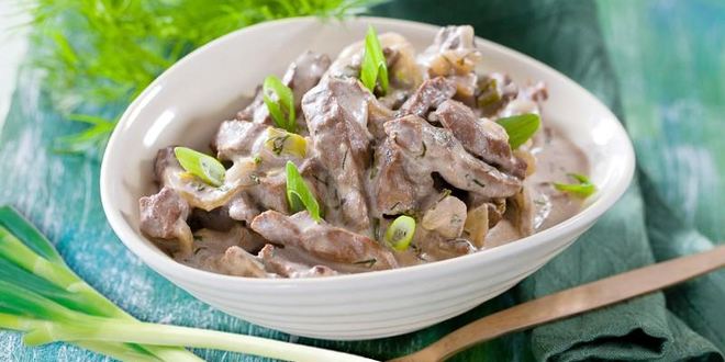 Рецепт Печени по строгановски с молоком