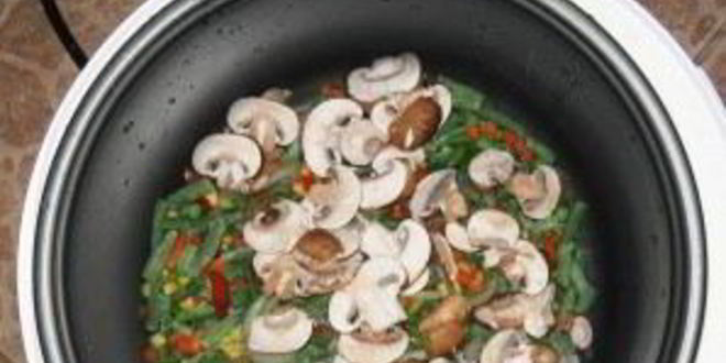 Рецепт печени с грибами в мультиварке
