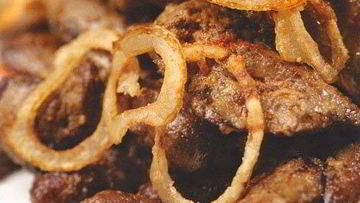 Рецепт Жареной куриной печенки с луком и специями
