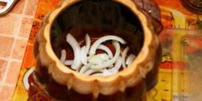 Рецепт пельменей с грибами в горшочках