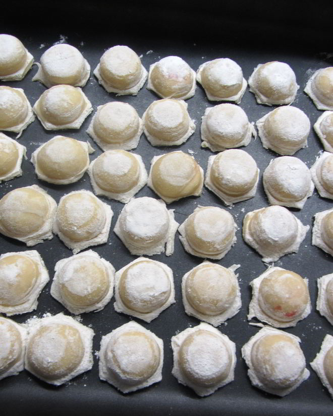 Рецепт теста для вареников и пельменей