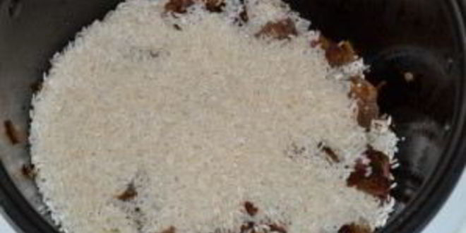 Рецепт булочек, фаршированных пловом