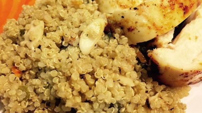 Рецепт плова из киноа с миндалем