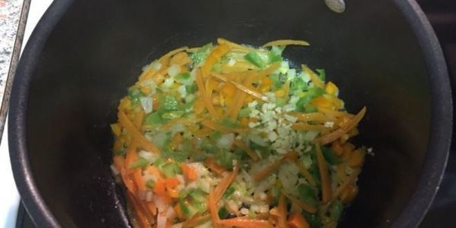 Рецепт плова из киноа с миндалем