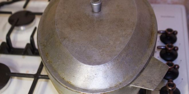 Рецепт плова со свининой в казане на плите