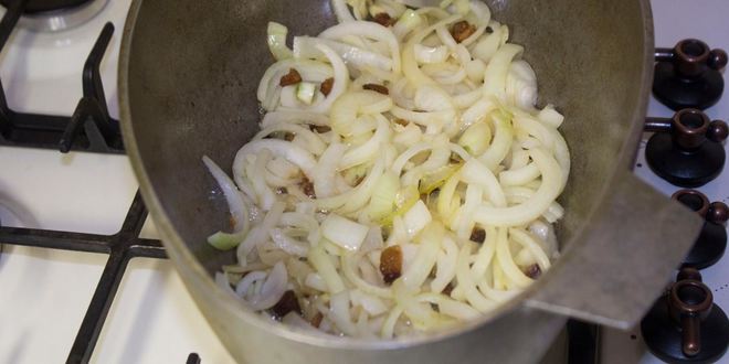 Рецепт плова со свининой в казане на плите