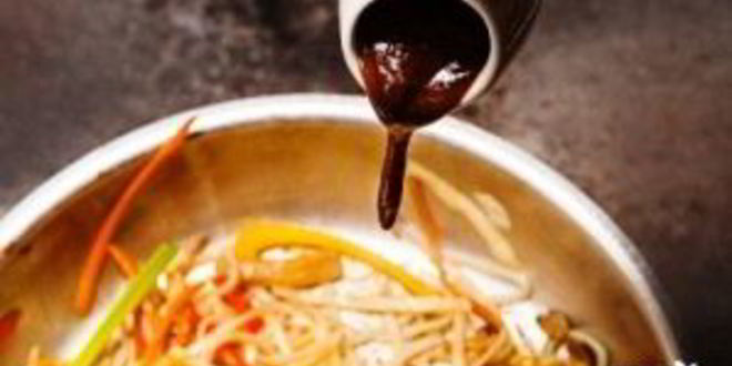 Рецепт пшеничной лапши с курицей и овощами