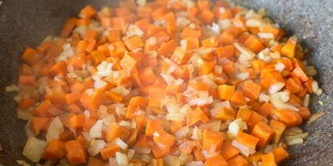 Рецепт густого рагу из свинины на красном вине