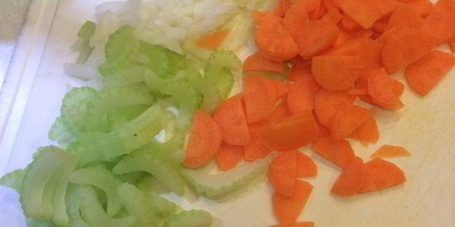 Рецепт картофеля, запеченного в фольге с мясным рагу