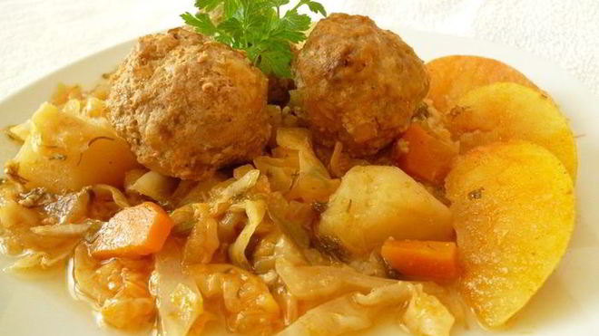 Рецепт осеннего рагу с фрикадельками из говядины