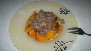 Рецепт Овощного рагу с опятами и говядина в ягодах черной смородины