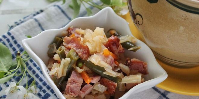 Рецепт овощного рагу в горшочках в духовке