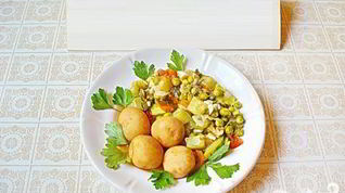 Рецепт Рагу из молодых летних овощей с картофелем отварным