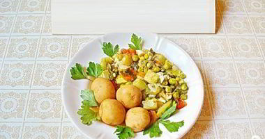 Рецепт Рагу из молодых летних овощей с картофелем отварным