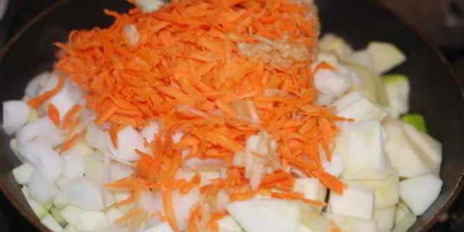 Рецепт запеченного овощного рагу с мясным фаршем