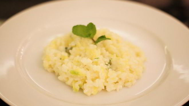 Рецепт ризотто с фенхелем, цукини и мятой