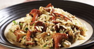 Рецепт Ризотто с лисичками, луком-шалотом и пармезаном