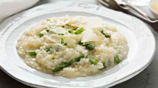 Рецепт Ризотто со спаржей, пармезаном и голландским соусом