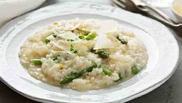 Рецепт Ризотто со спаржей, пармезаном и голландским соусом