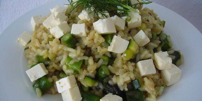 Рецепт Весеннего ризотто со спаржей, фенхелем, цукини и фетой