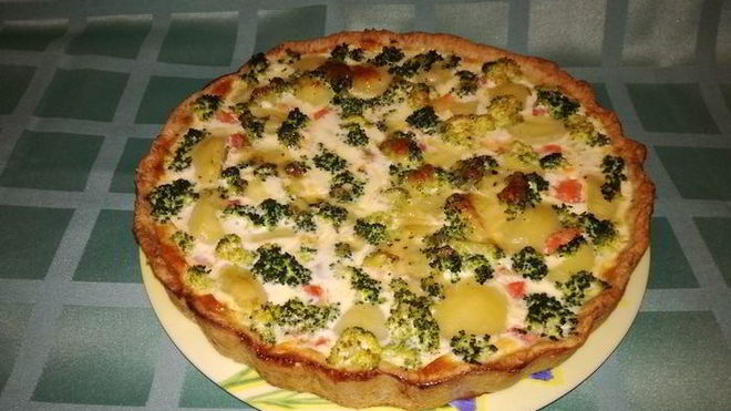 Рецепт киша с форелью, картофелем и брокколи