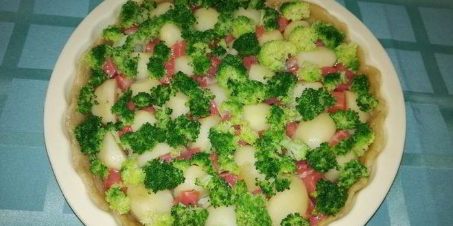 Рецепт киша с форелью, картофелем и брокколи