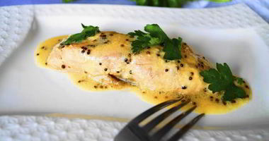 Рецепт Лосося, запеченного в сладко-горчичном соусе