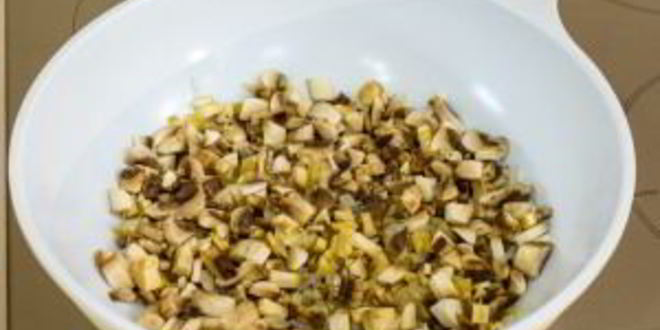 Рецепт судака с грибами и сливками