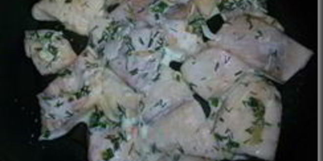 Рецепт тушеной рыбы под соусом из сметаны