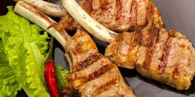 Рецепт Бараньего шашлыка в маринаде с ржаным хлебом и лимоном