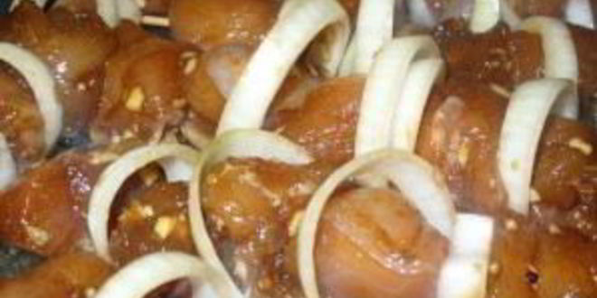 Рецепт куриных шашлычков на шпажках