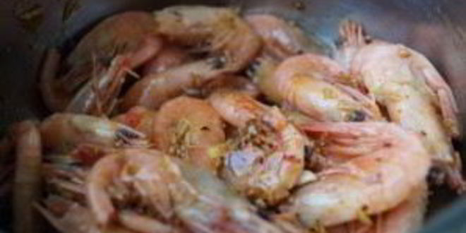 Рецепт шашлыка из креветок на сковороде