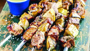 Рецепт Шашлыка из свиной лопатки с яблоками