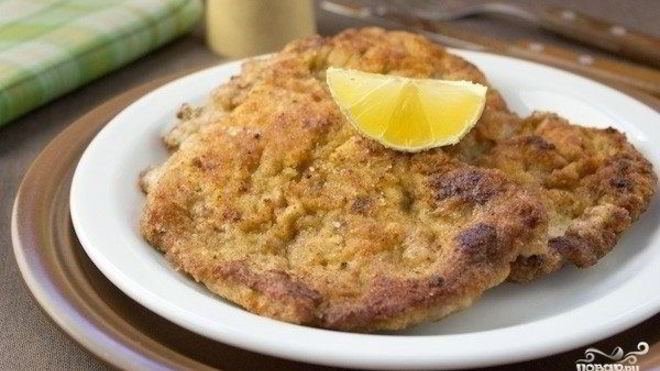 Рецепт шницеля в сухарях