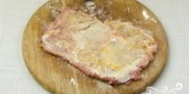 Рецепт шницеля в сухарях