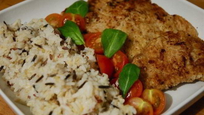 Рецепт свиного шницеля в отрубях