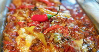 Рецепт Свиных шницелей, запеченных в остром цыганском соусе