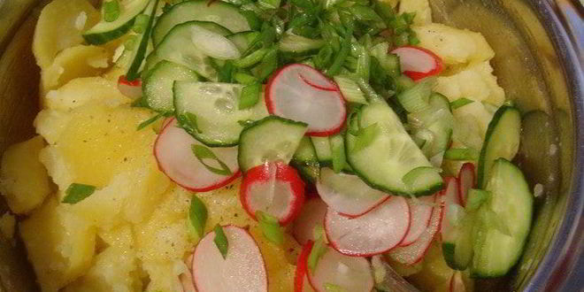 Рецепт венского шницеля с картофельным салатом