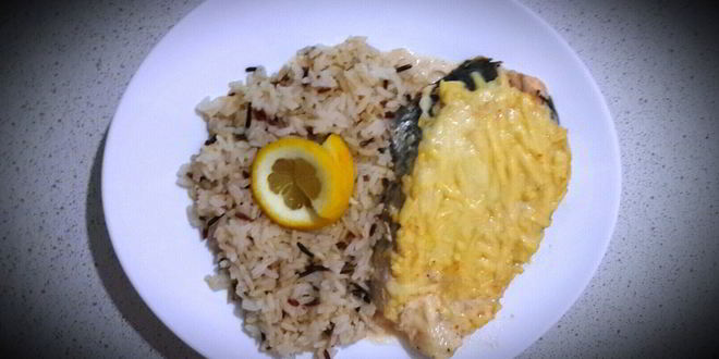 Рецепт Стейка из семги под соево-сливочным соусом и сыром