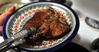 Рецепт Стейка на кости на сковороде