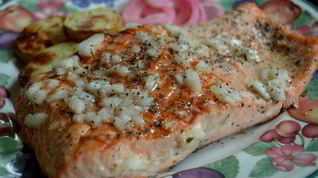 Рецепт Стейка семги на вермут-маринаде