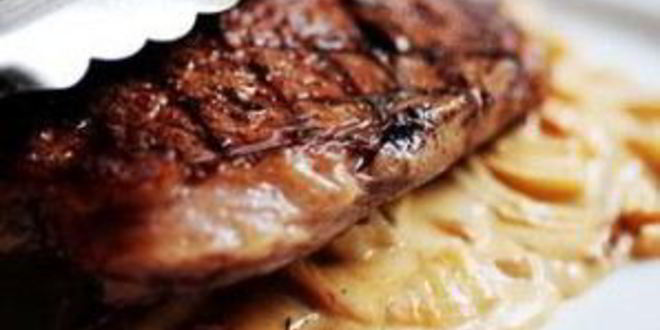 Рецепт стейка в сырном соусе