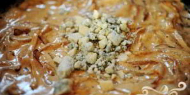 Рецепт стейка в сырном соусе