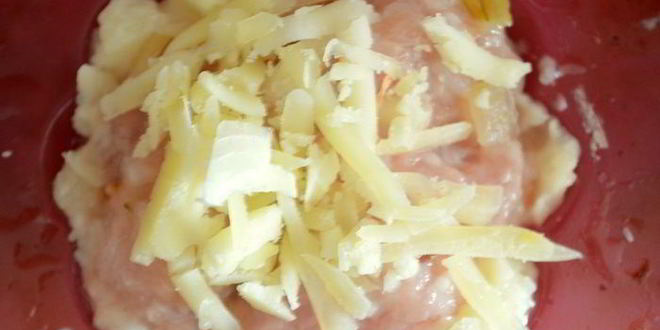 Рецепт куриных тефтелек в картофельных корзиночках